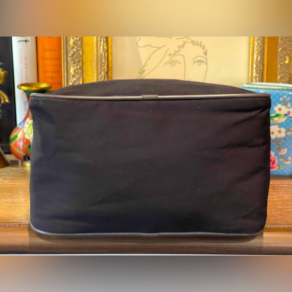 Prada Sport Borsa Di Viaggio tote approx. 8”x 8”x 5” - Picture 8 of 13